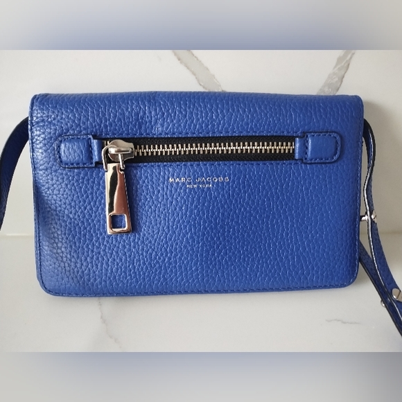 Marc Jacobs wallet crossbody - Picture 1 of 9